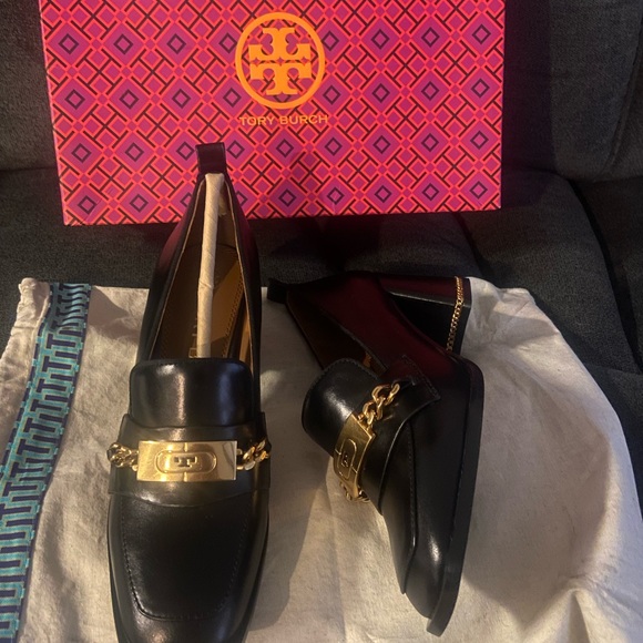 BRAND NEW IN BOX! Tory Burch Perfect Black Ruby Pump sz 6 NEVER WORN! - Picture 3 of 6